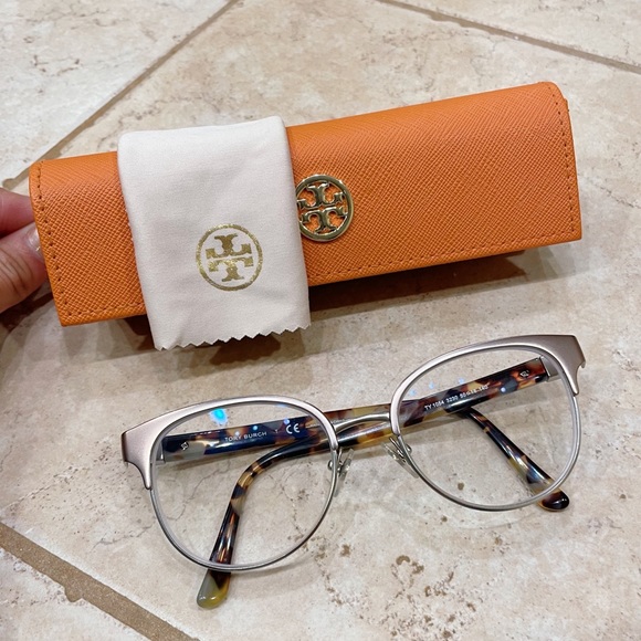 Tory Burch Accessories - Tory Burch glasses